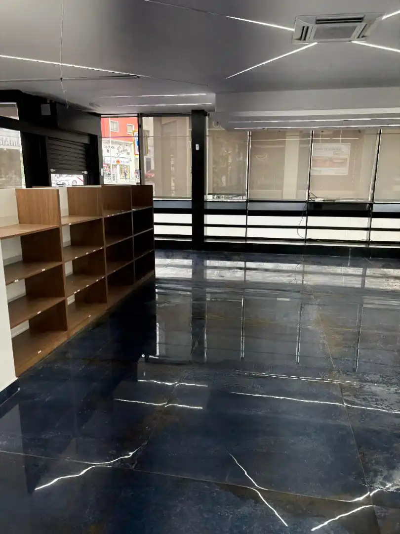 Local en venta en Madrid con Aire acondicionado