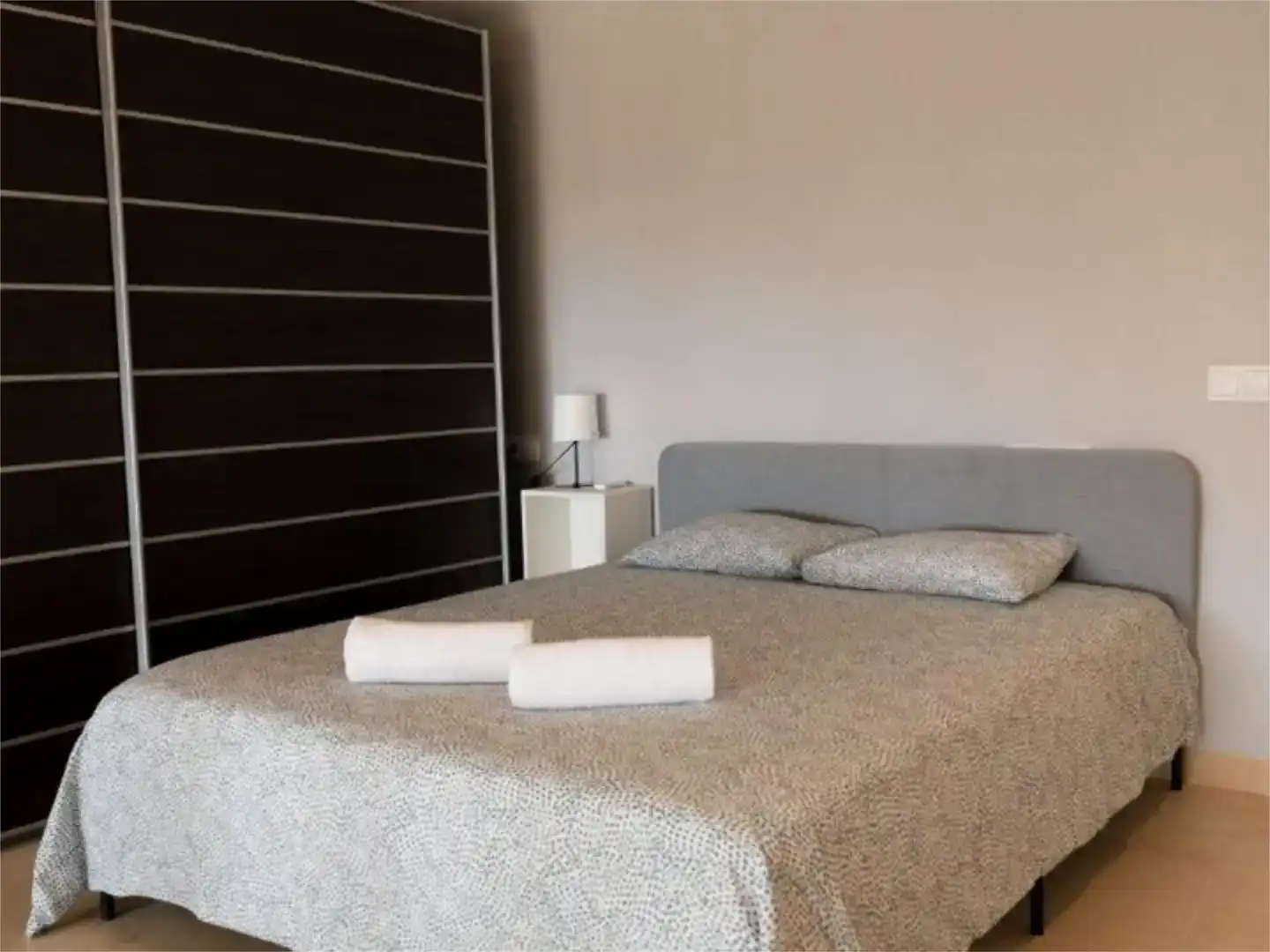 Dormitori de Apartament en venda en Vícar amb Piscina i Balcó