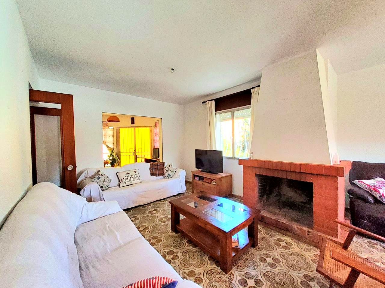 Living room of House or chalet for sale in La Línea de la Concepción  with Private garden, Terrace and Swimming Pool