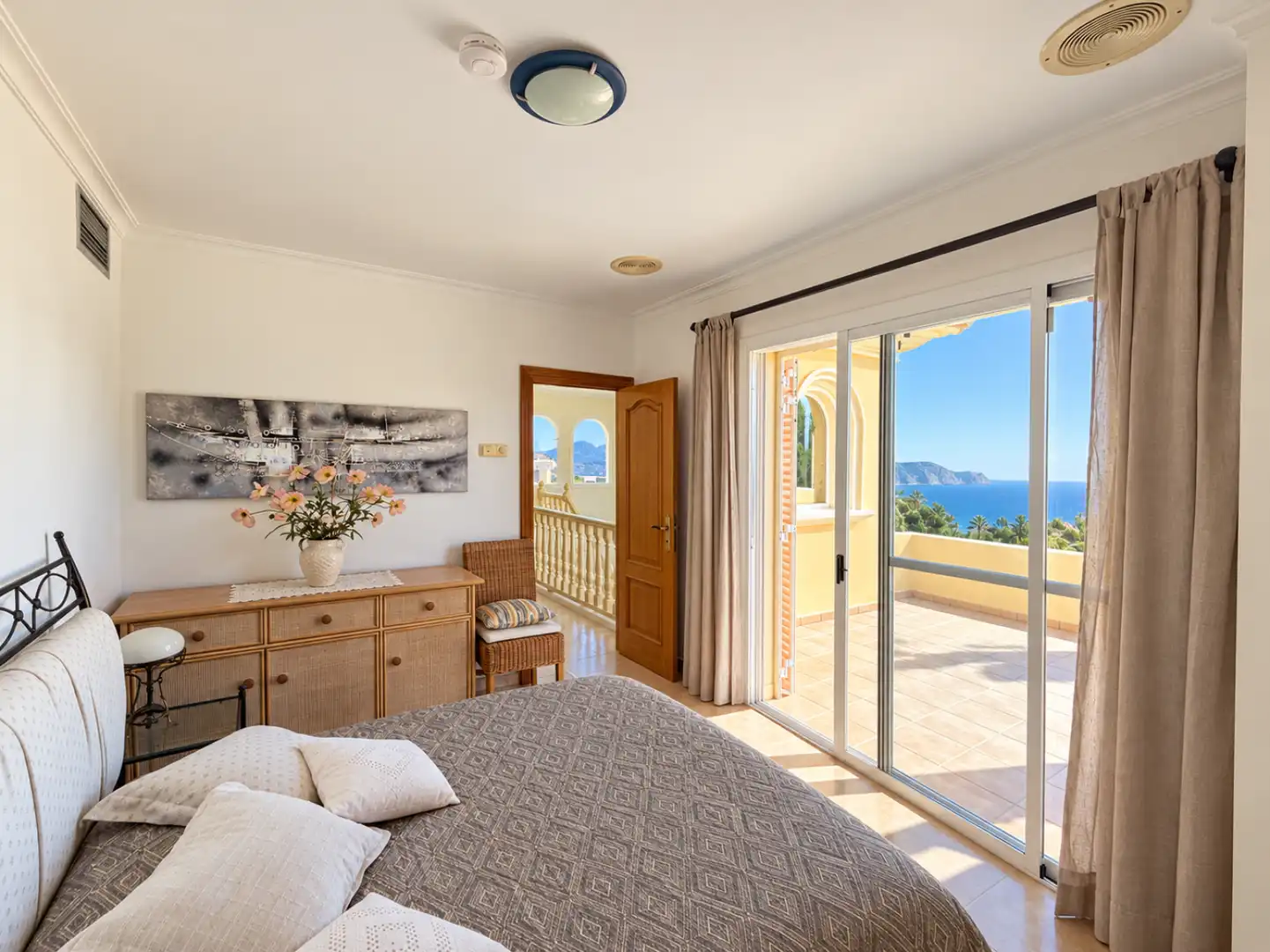 Bedroom of Houses for sale in Son Verí