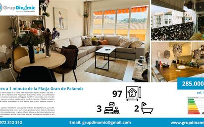 Exterior view of Duplex for sale in Palamós  with Air Conditioner and Balcony