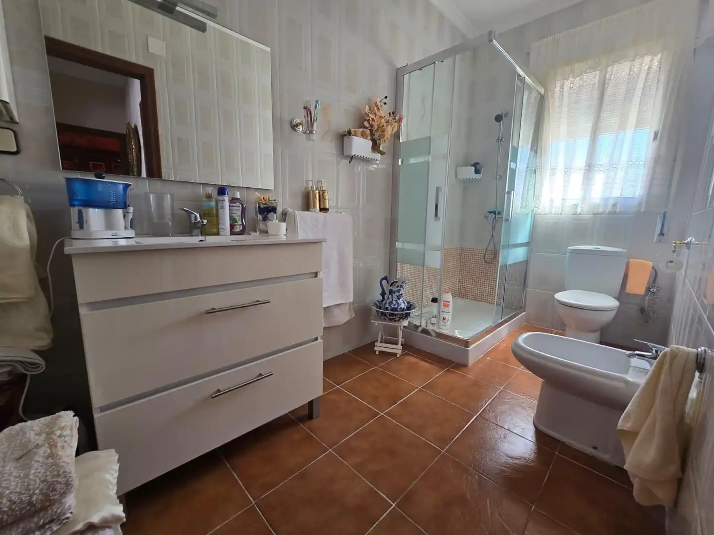 Baño de Casa adosada en venta en Bormujos con Terraza, Trastero y Balcón