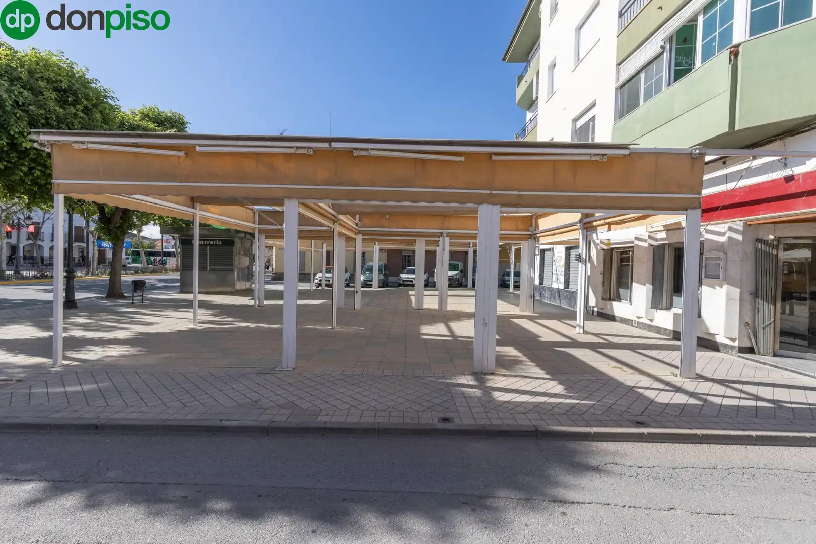 Parking of Commercial properties for sale in Fuente Vaqueros