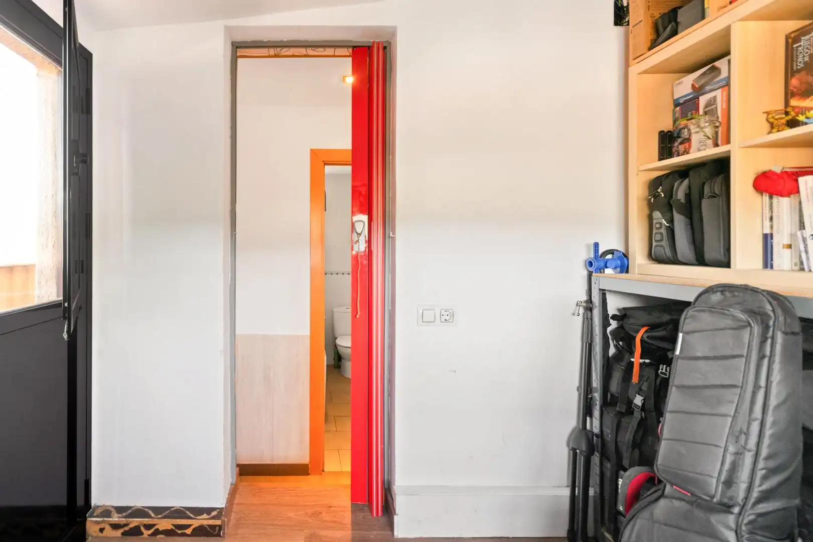 Wohnung zum Verkauf in Barcelona mit Klimaanlage, Heizung und Terrasse