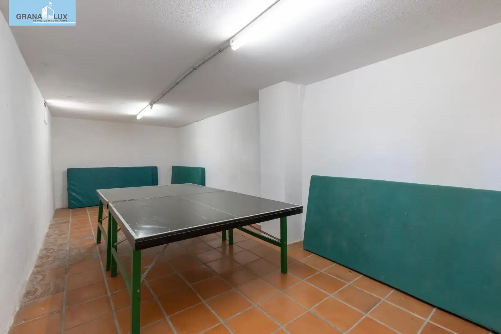 Haus oder Chalet zum Verkauf in La Zubia mit Klimaanlage, Heizung und Gemeinschaftspool
