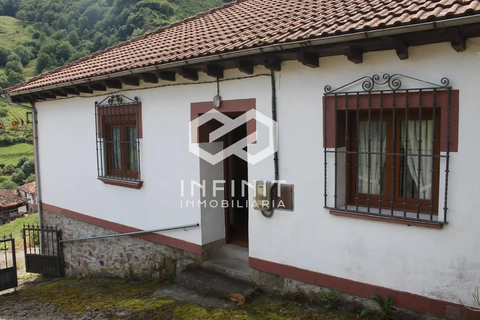 Vista exterior de Casa o chalet en venta en Somiedo con Calefacción, Jardín privado y Trastero