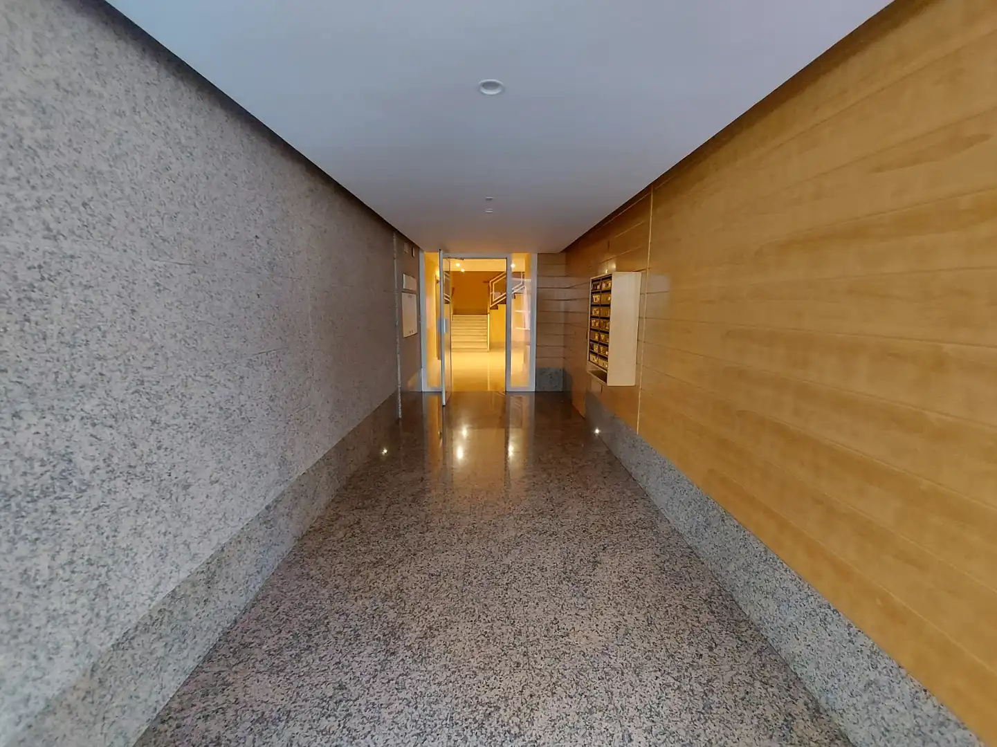 Wohnung zum Verkauf in  Logroño mit Heizung, Parkett und Terrasse