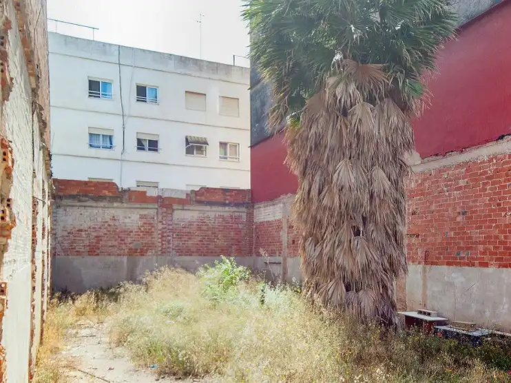 Wohnbaugrundstück zum Verkauf in Calle Gerardo Laguía 9, imagen 7