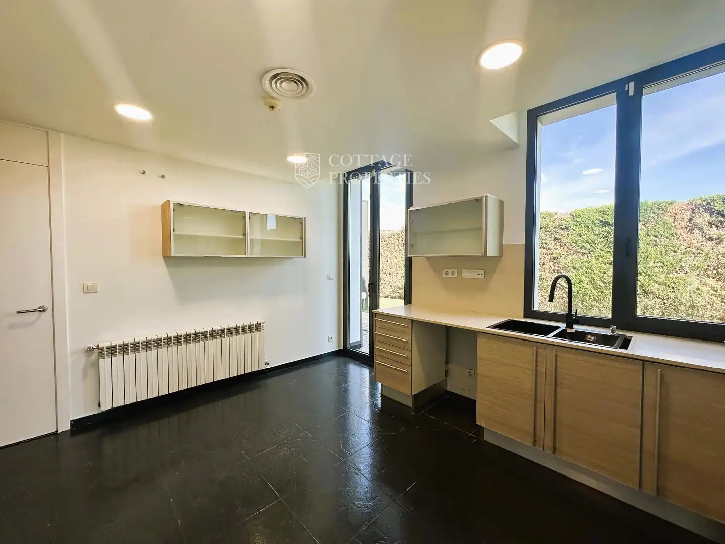 Cocina de Casa o chalet en venta en Sant Vicenç de Montalt con Aire acondicionado, Calefacción y Piscina