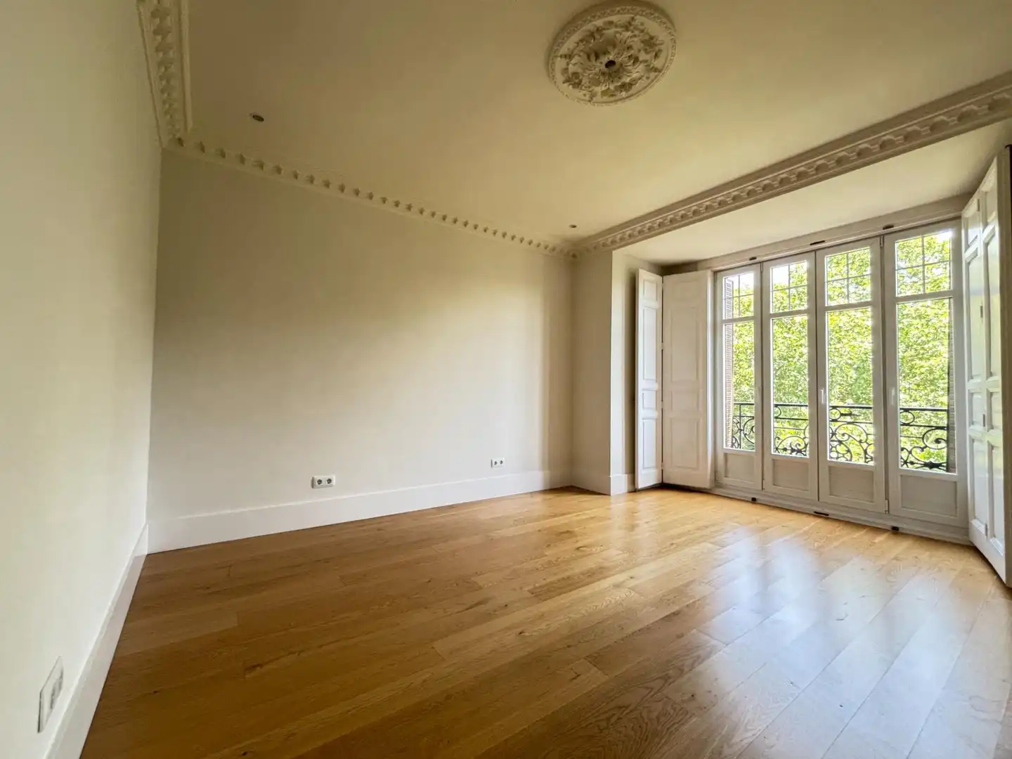 Flat with terrace to rent in Paseo del Prado, imagen 5