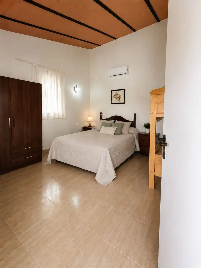 Bedroom of Houses for sale in Fortuna  with Air Conditioner, Terrace and Swimming Pool