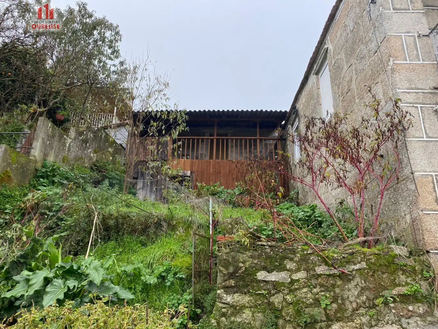Vista exterior de Casa o xalet en venda en Cenlle amb Jardí privat, Terrassa i Balcó