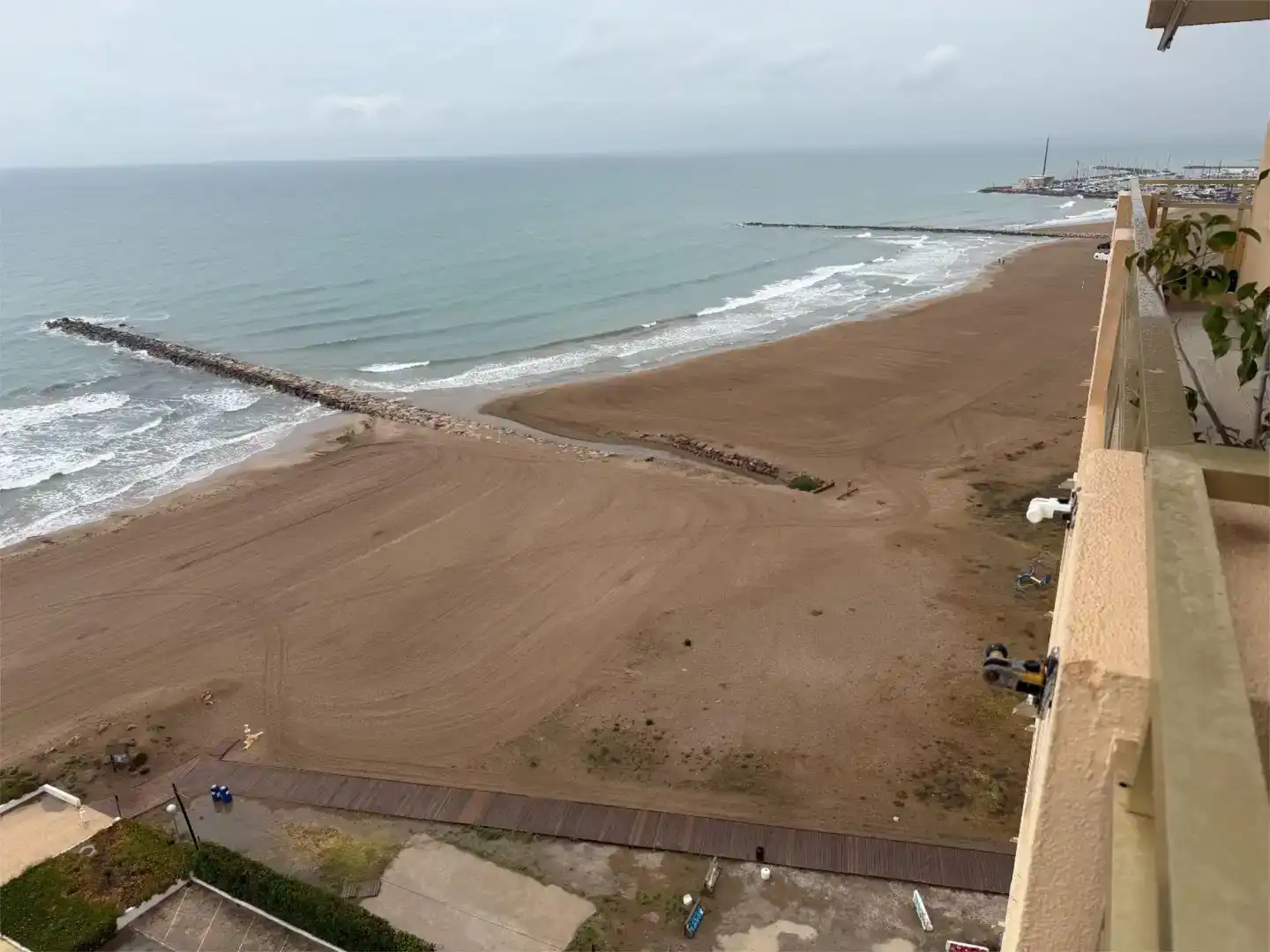 Aparcament de Apartament en venda en El Puig de Santa Maria amb Aire condicionat, Piscina i Balcó