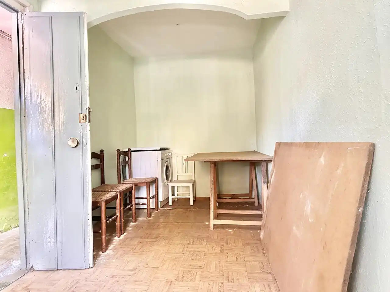 Esszimmer von Einfamilien-Reihenhaus zum Verkauf in Avilés mit Privatgarten und Terrasse