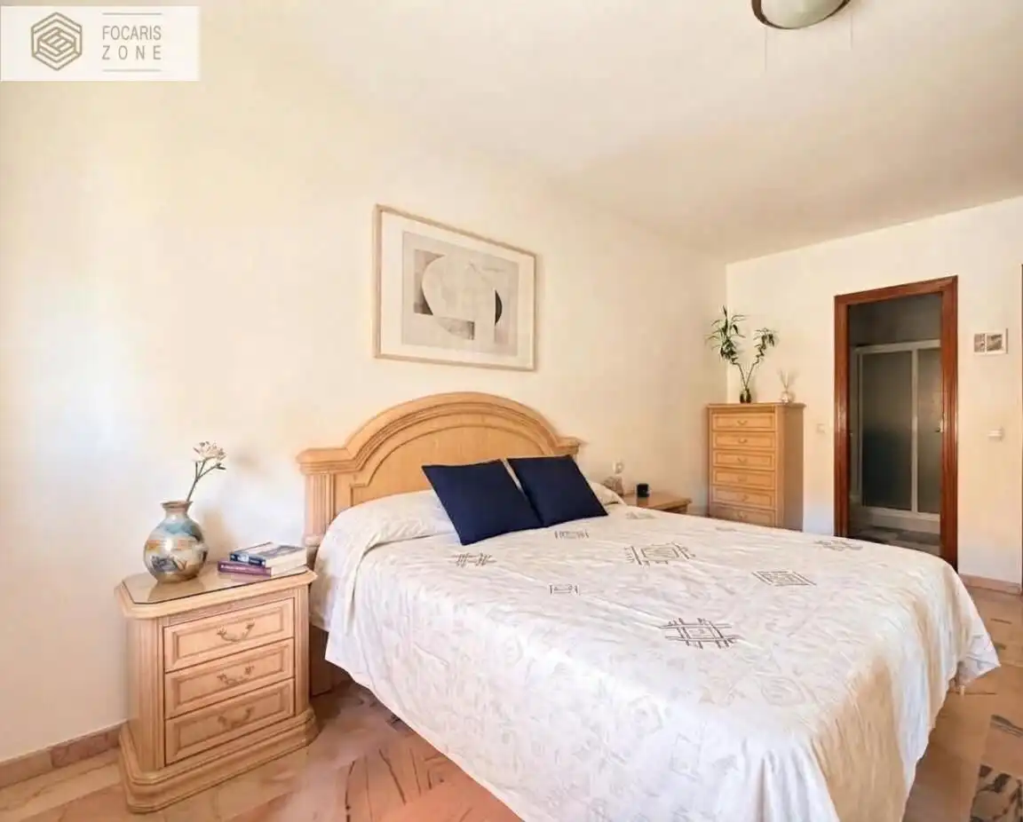 Flat with terrace for sale in Calle MEFISTOFELES, imagen 4
