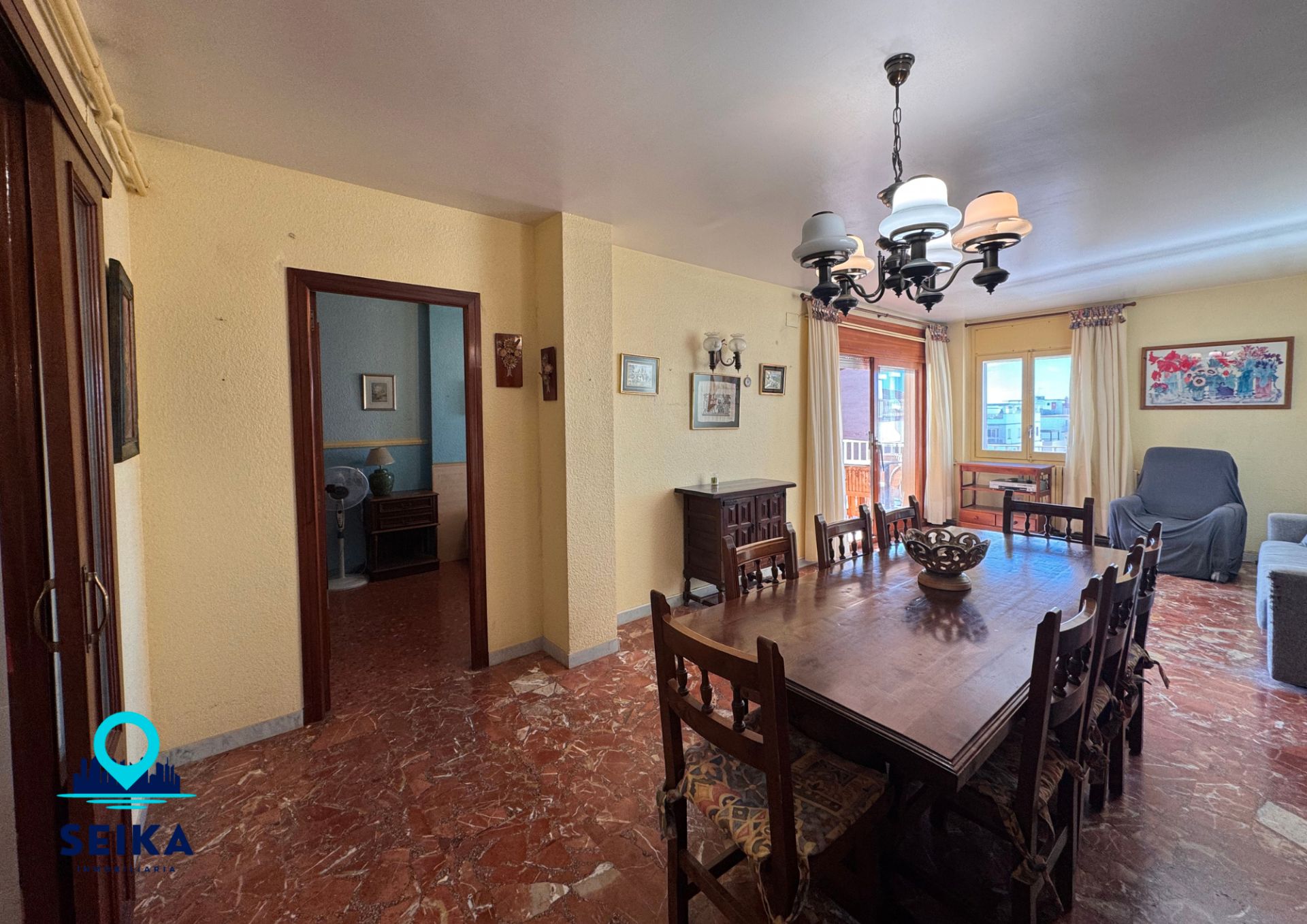 Menjador de Pis en venda en Calafell amb Calefacció, Jardí privat i Moblat