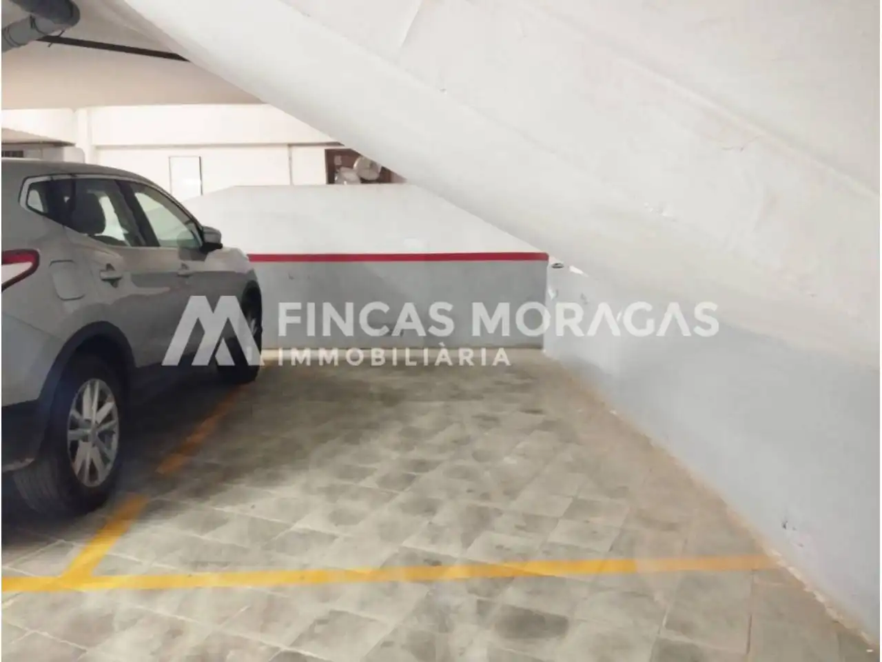 Aparcament de Garatge en venda en Sant Cugat del Vallès amb Alarma