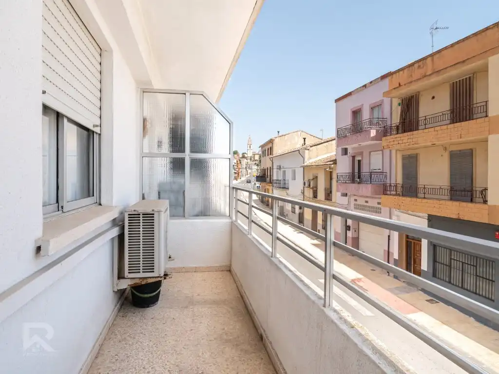 Balcony of Flat for sale in Llutxent