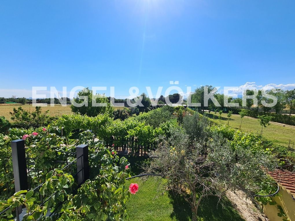 Casa o xalet en venda en Fuente El Saz de Jarama amb Calefacció, Jardí privat i Terrassa
