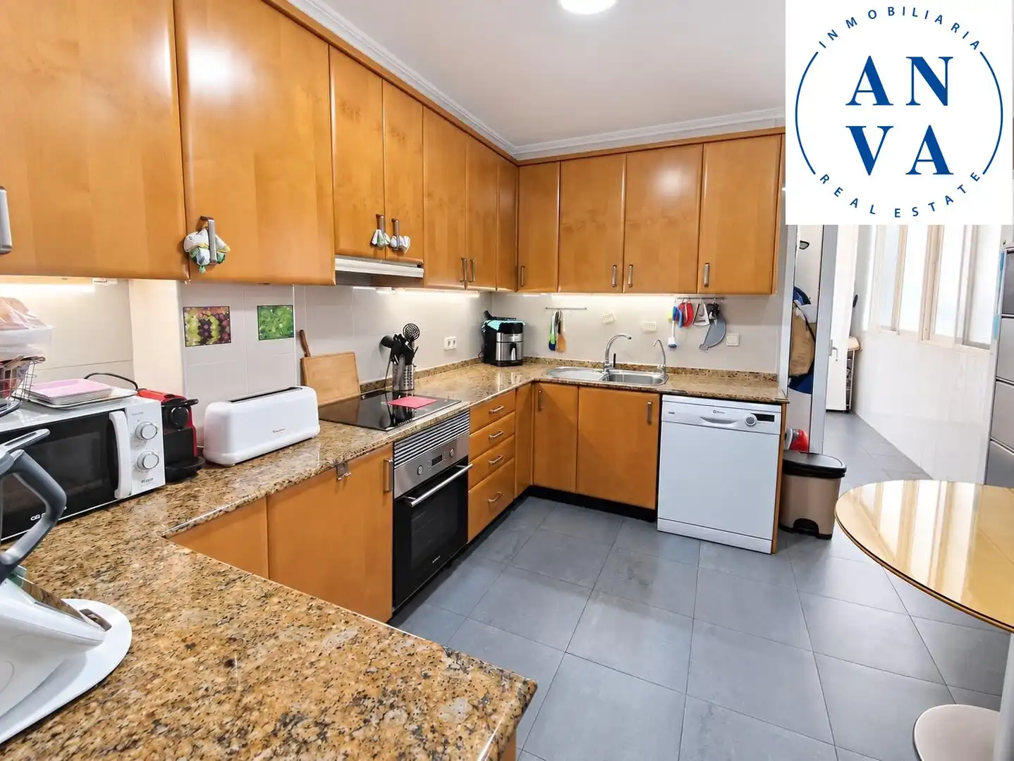 Piso con ascensor en venta en Calle CARLET, imagen 6