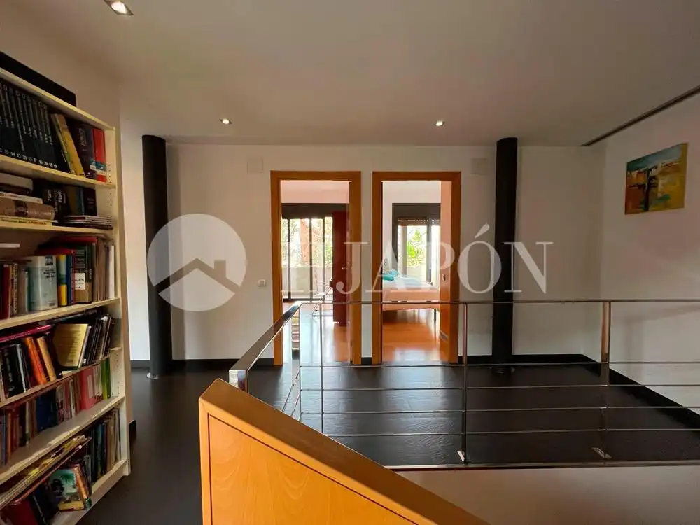 Sala de estar de Casa o chalet en venta en Alella con Aire acondicionado, Calefacción y Jardín privado