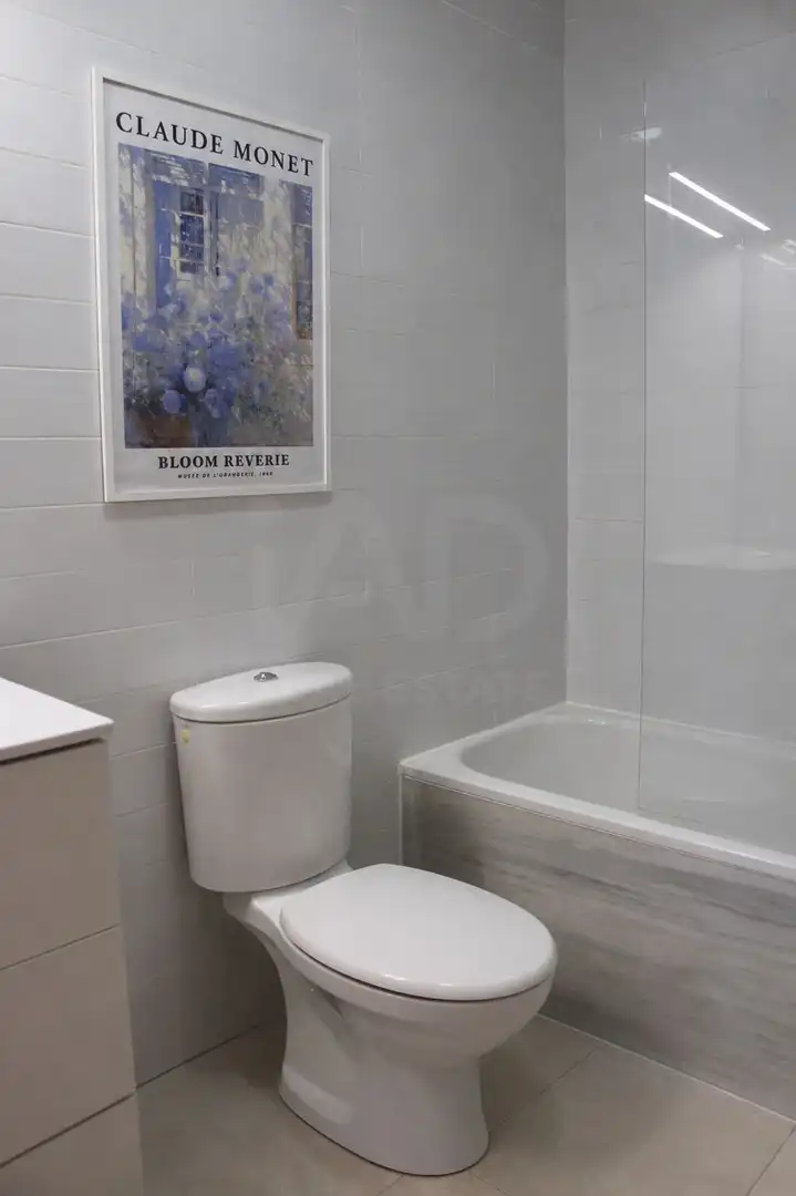 Bany de Pis en venda en Roquetas de Mar amb Terrassa