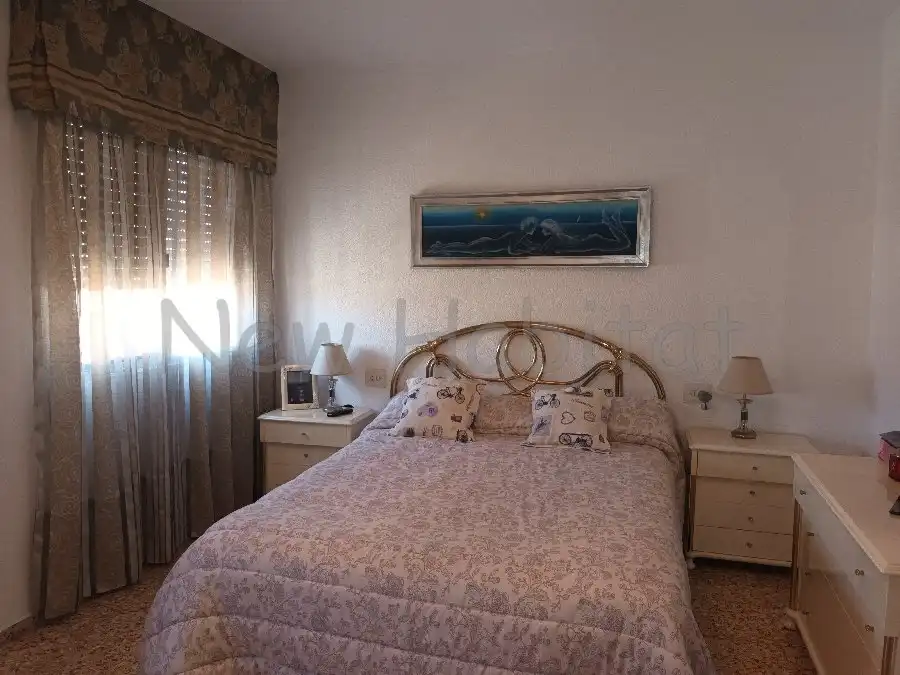 Dormitori de Casa adosada en venda en Castellón de la Plana / Castelló de la Plana amb Aire condicionat i Terrassa