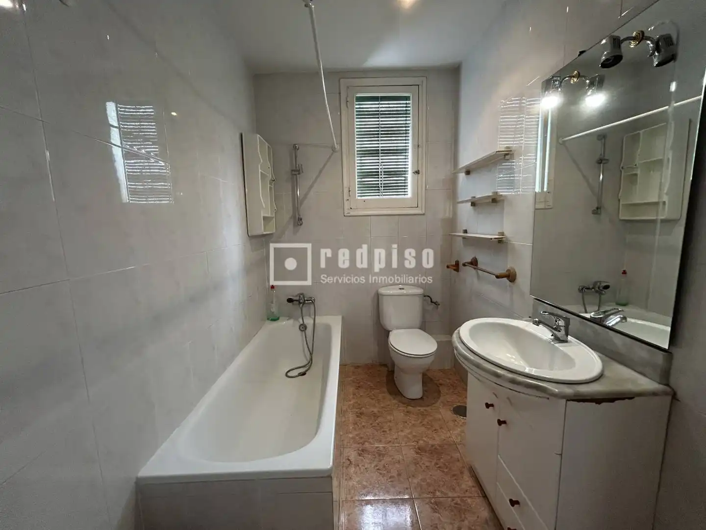 Badezimmer von Wohnung zum Verkauf in Madrid mit Heizung und Terrasse