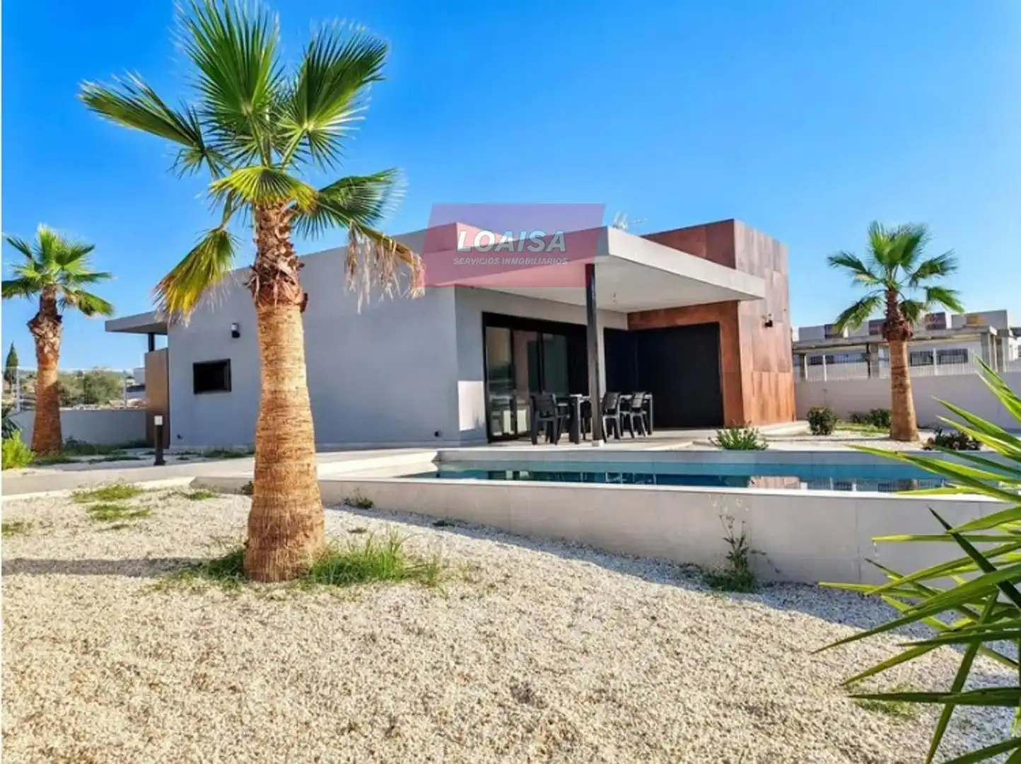 Chalet con piscina en venta en Los Gallardos
