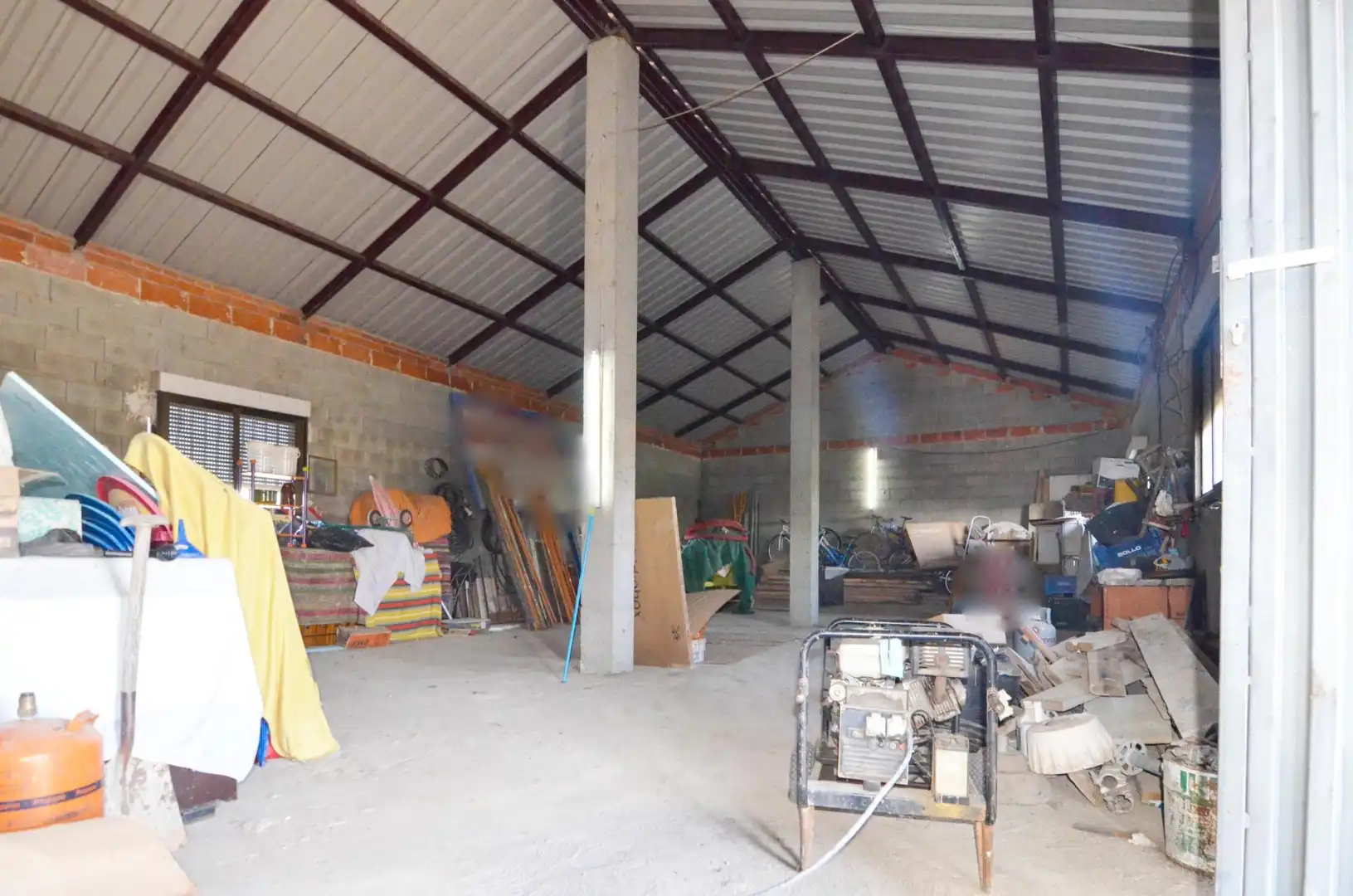 Industrial buildings for sale in Calvarrasa de Arriba