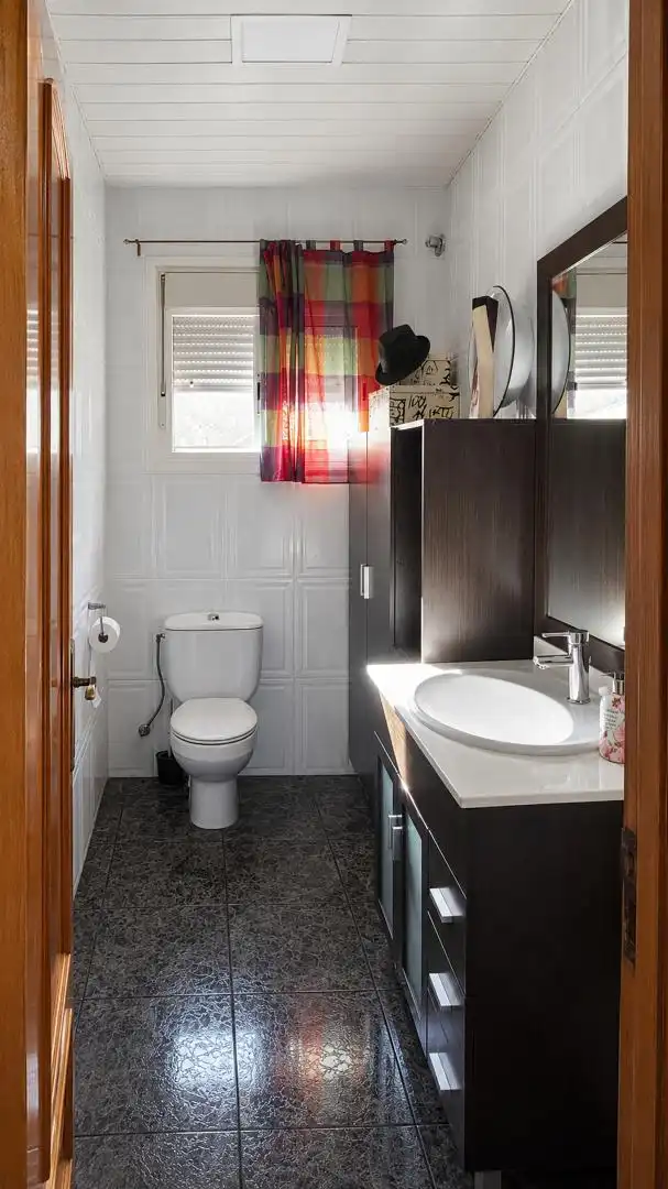 Bany de Casa o xalet en venda en Vacarisses amb Calefacció, Jardí privat i Terrassa