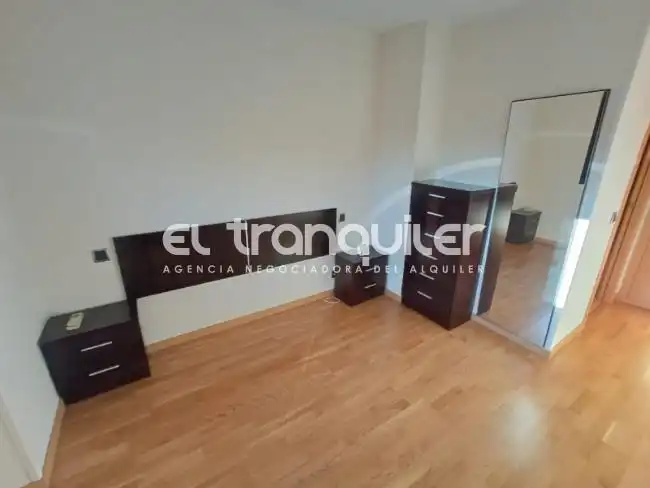 Schlafzimmer von Wohnung zur Miete in Madrid mit Klimaanlage, Terrasse und Schwimmbad