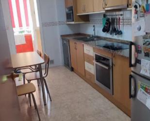 Kitchen of Flat for sale in Reus  with Air Conditioner, Oven and Balcony