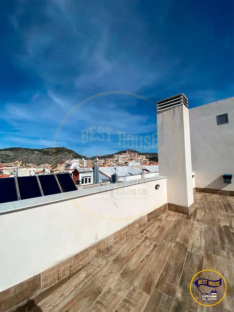 Flat for sale in Calle JOSE COBO, Centro