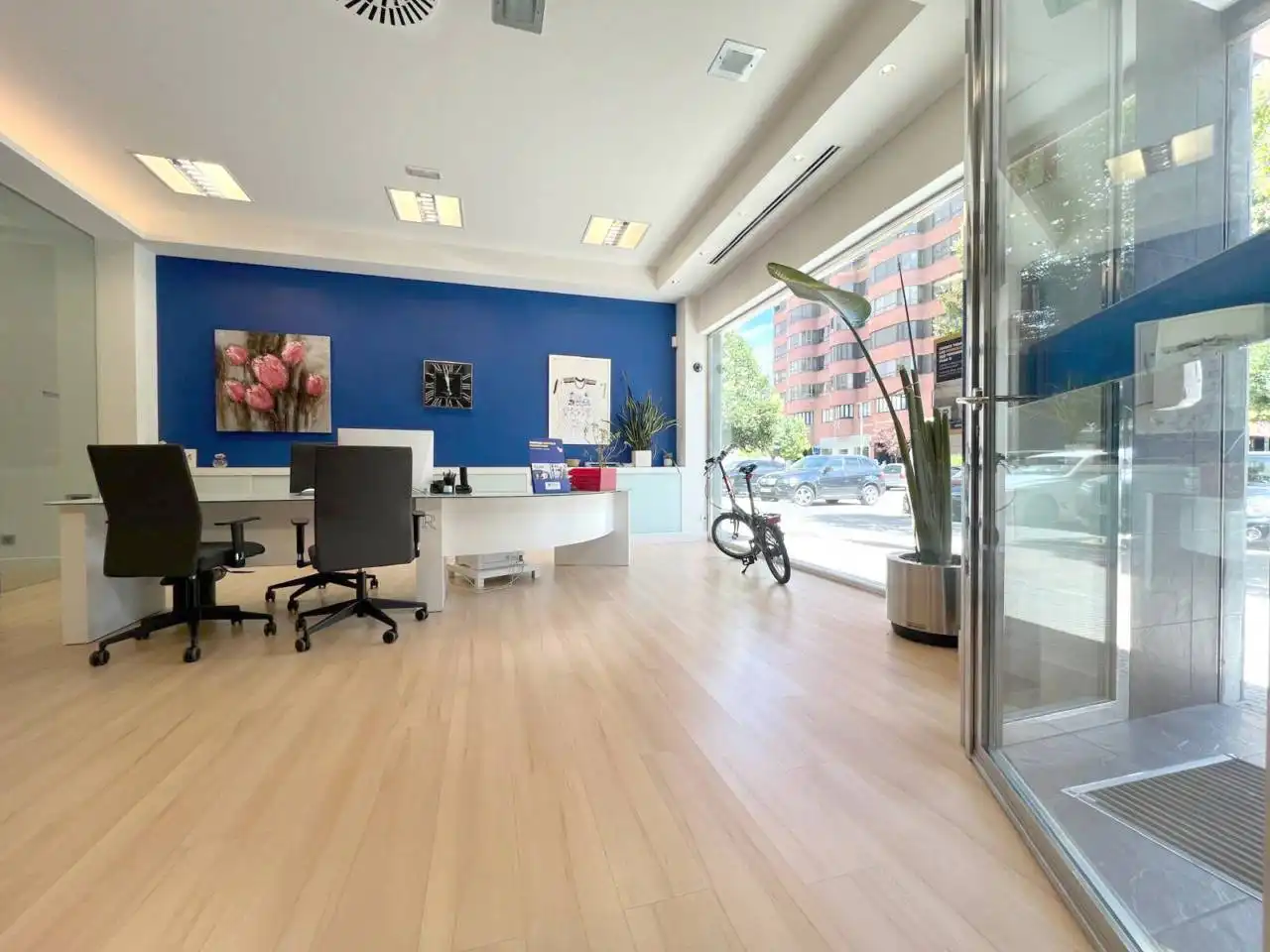 Büro zur Miete in Burgos mit Klimaanlage und Heizung