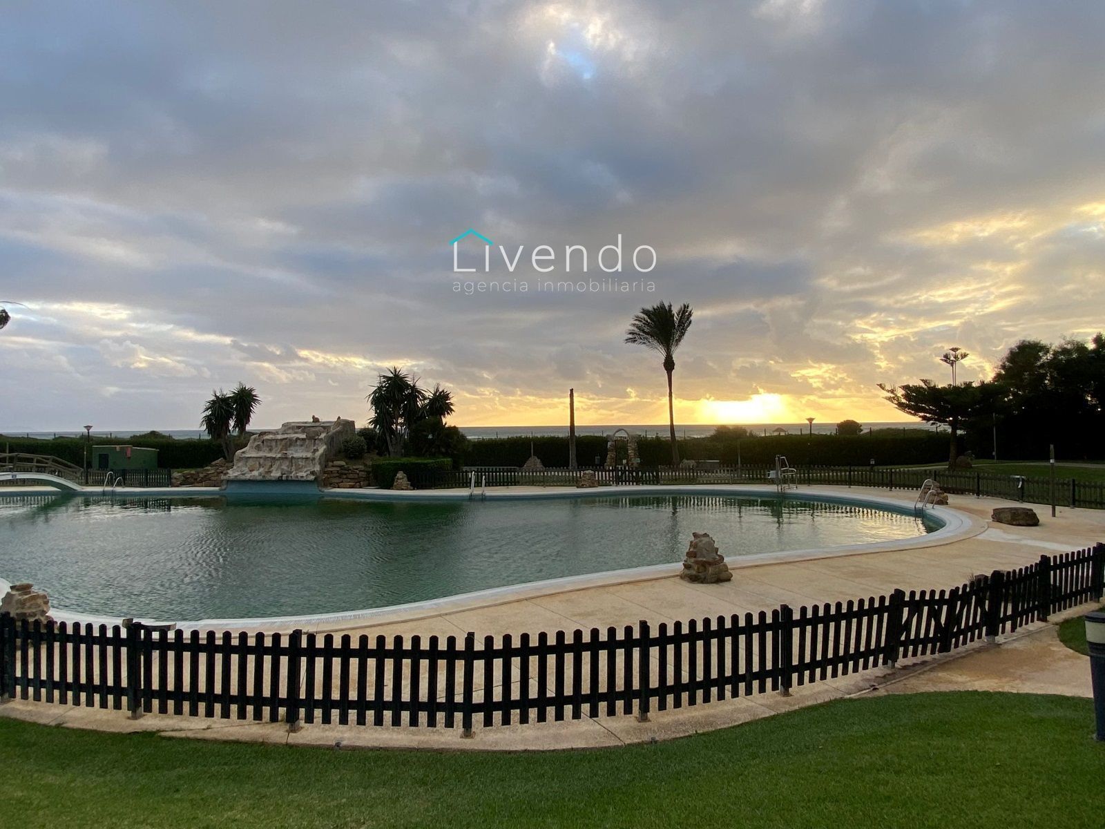 Flat for sale in Zahara Pueblo