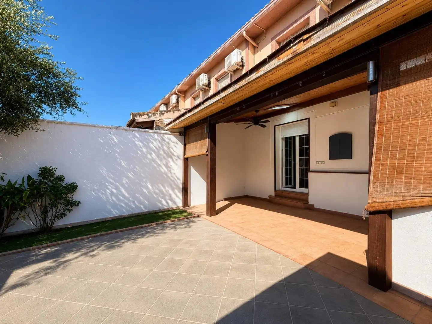 Terrassa de Casa adosada en venda en San Martín de la Vega amb Aire condicionat, Calefacció i Moblat