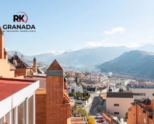 Exterior view of Single-family semi-detached for sale in  Granada Capital  with Air Conditioner, Heating and Terrace