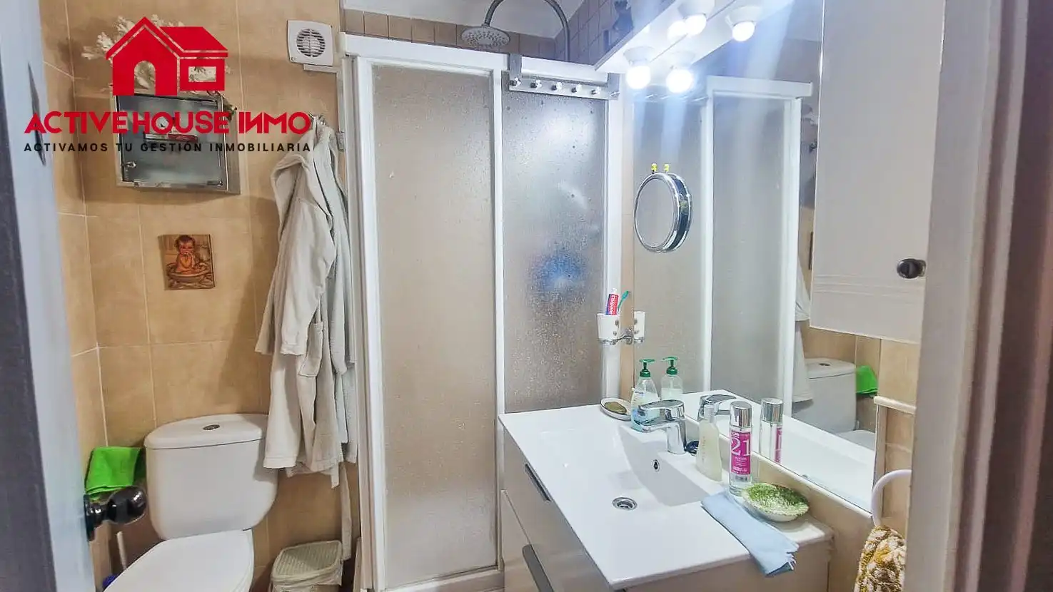 Bathroom of Flat for sale in La Ràpita  with Heating, Terrace and Storage room