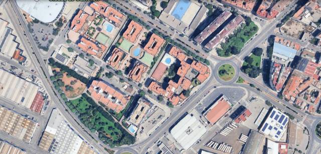 Trastero en Venta en Ensanche - Parque Santa Rosa