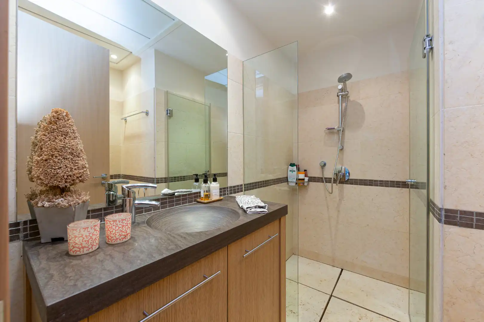 Flat with pool for sale in Urbanizacion los Altos de los Monteros, imagen 25