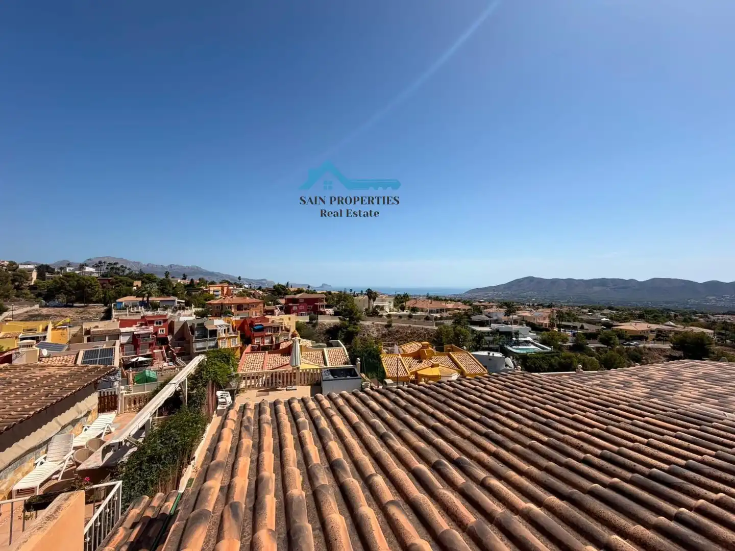 Casa aparellada amb terrassa en venda a Coloma, imagen 31