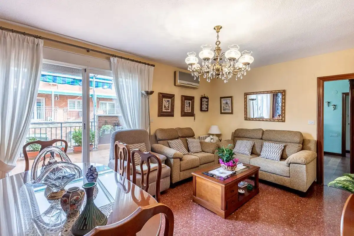 Piso con ascensor en venta en DOCTOR FERMIN GARRIDO, imagen 5