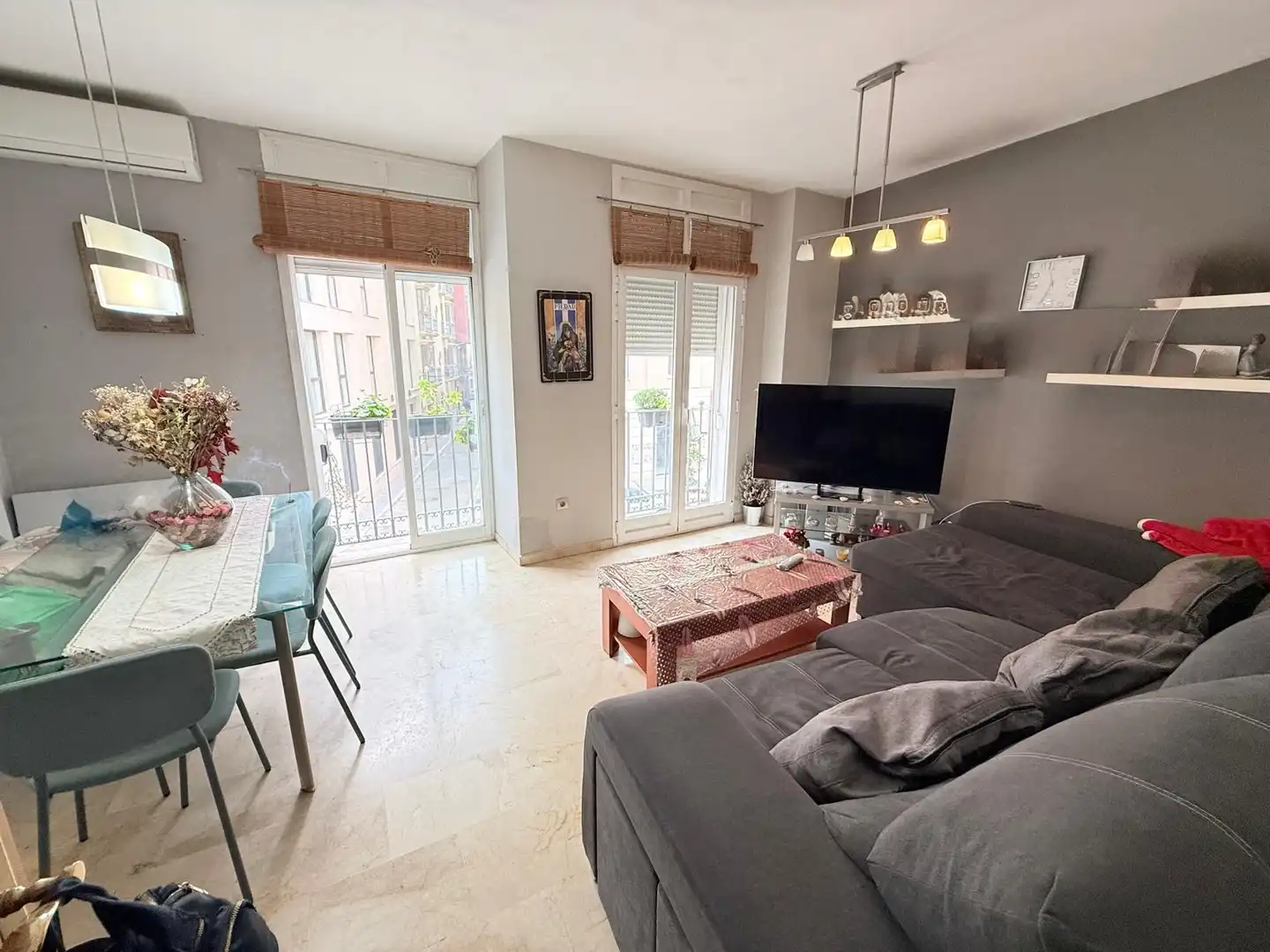 Sala de estar de Piso en venta en Málaga con Aire acondicionado y Amueblado