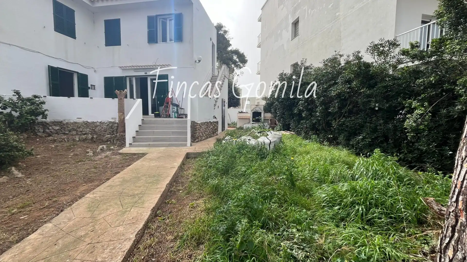 Außenansicht von Wohnungen mieten mit Kaufoption in Alaior mit Klimaanlage, Heizung und Privatgarten