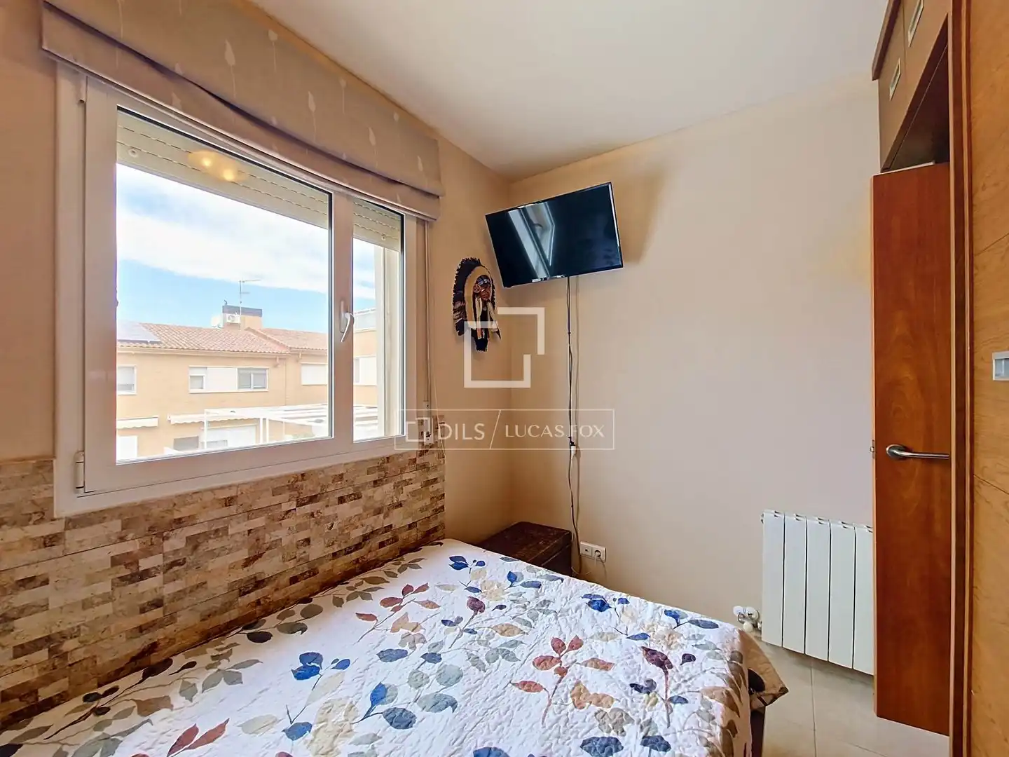 Schlafzimmer von Haus oder Chalet zum Verkauf in Cubelles mit Klimaanlage, Heizung und Privatgarten