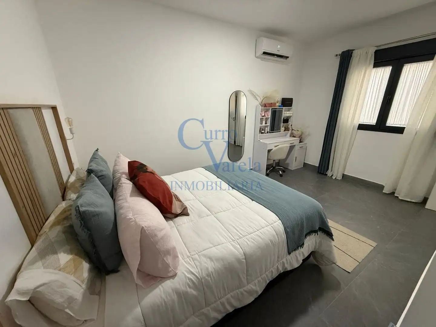 Habitación de Finca rústica en venta en Dos Hermanas con Aire acondicionado, Calefacción y Trastero
