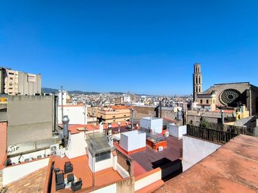 Piso con balcón en venta en Carrer dels Canvis Nous 3