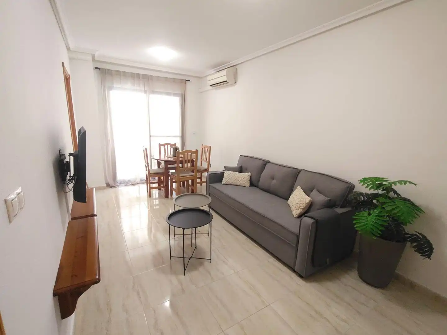 Wohnung zur Miete in Calle San Miguel de Salinas, 21, Playa del Acequión, Náufragos y Rocío del Mar