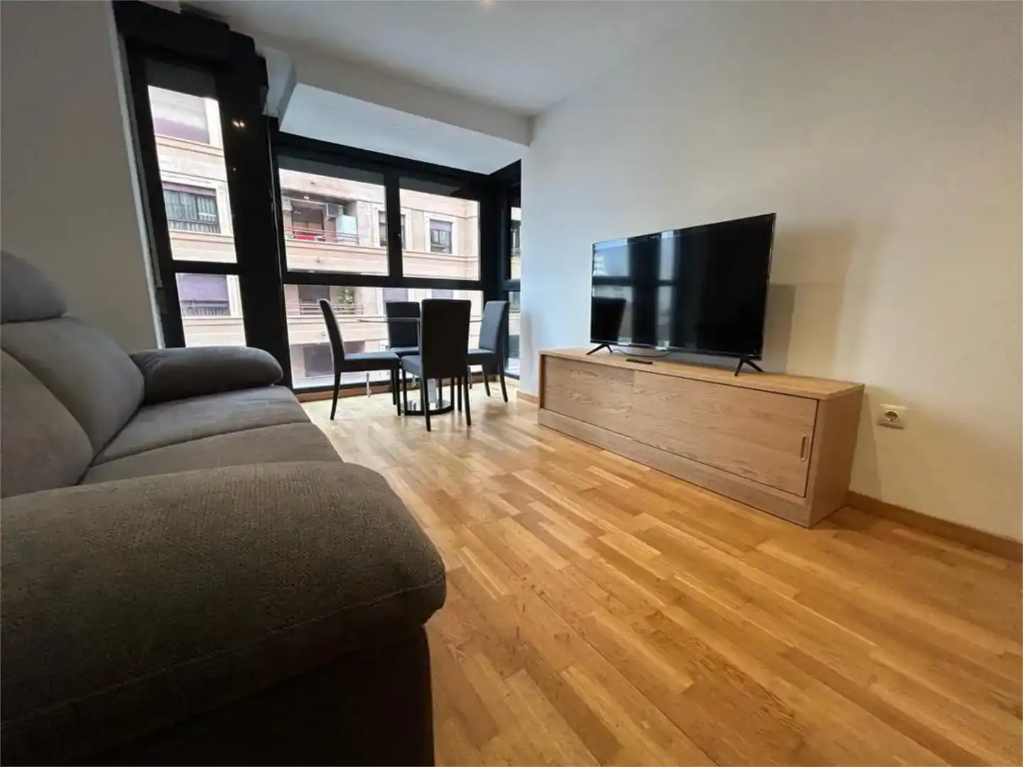Sala d'estar de Apartament de lloguer en Castellón de la Plana / Castelló de la Plana amb Aire condicionat, Parquet i Traster